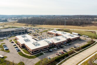 39675 MacKenzie Dr, Novi, MI - Vue aérienne  vue de carte - Image1