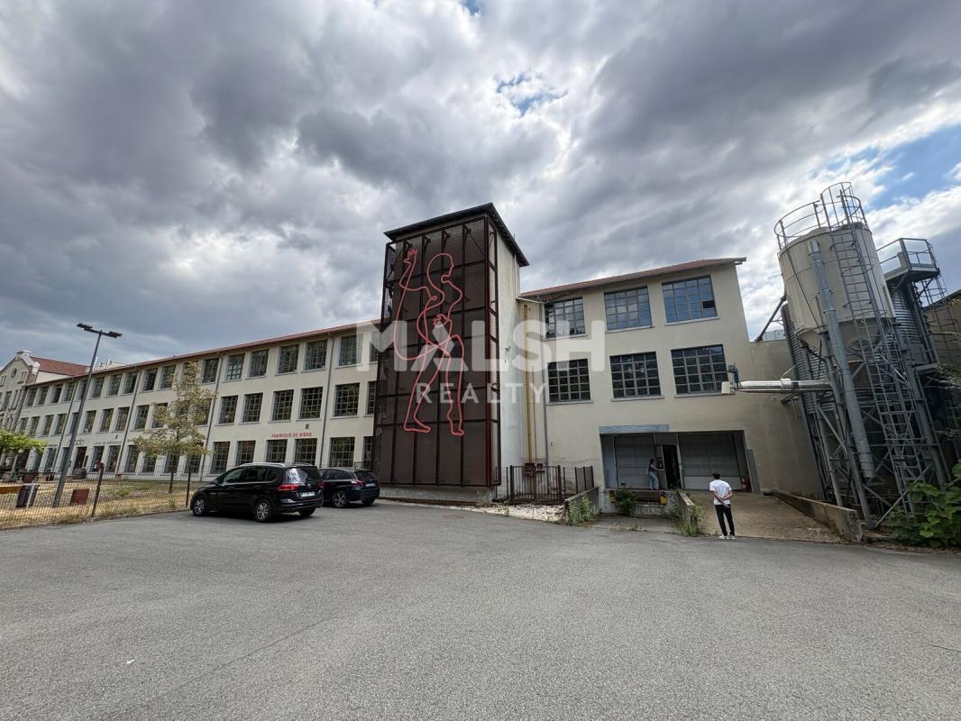 1 Avenue Edouard Herriot, Tarare à vendre Photo de l’immeuble– Image 1 sur 9