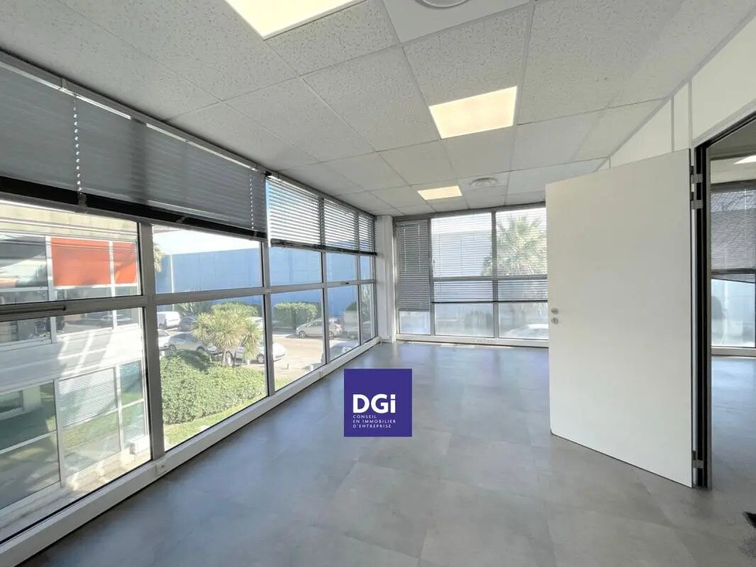 Bureau dans Nîmes à louer Photo intérieure– Image 1 sur 5