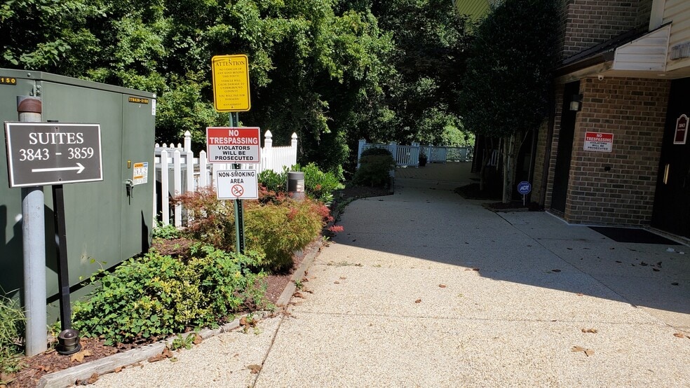 3821-3859 Farragut Ave, Kensington, MD à louer - Photo de l’immeuble – Image 3 sur 17