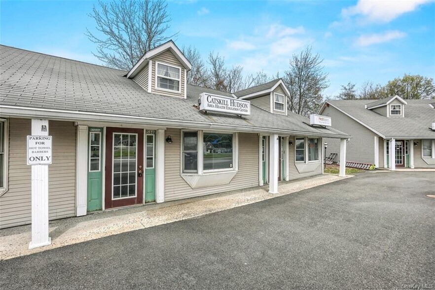 600 State Route 299, Highland, NY à louer - Photo de l’immeuble – Image 3 sur 11