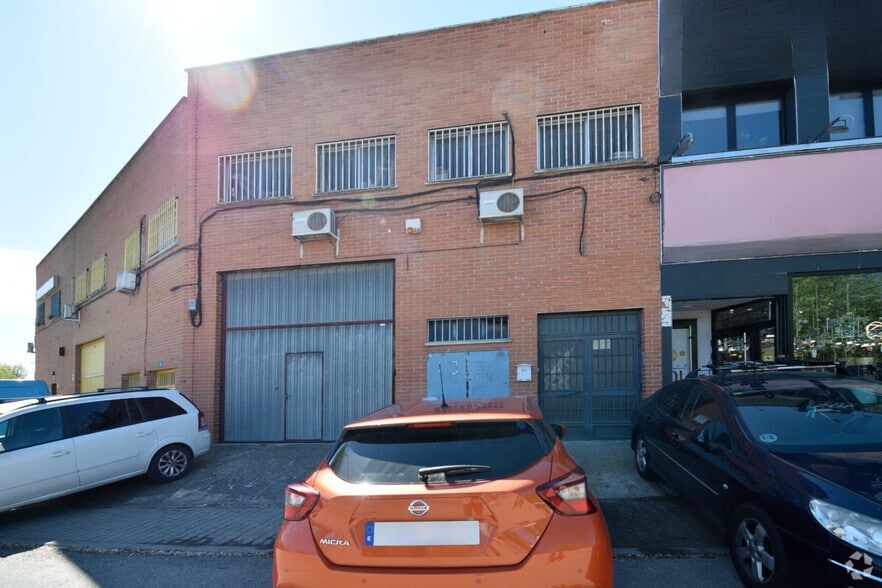 Industriel/Logistique dans San Fernando de Henares, Madrid à vendre - Photo principale – Image 1 sur 9
