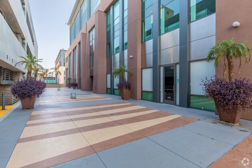 333 H St, Chula Vista, CA à louer - Photo de l’immeuble – Image 3 sur 6