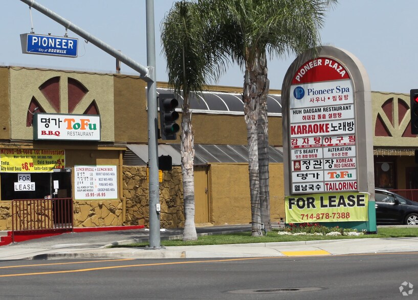 16511 Pioneer Blvd, Norwalk, CA à louer - Photo de l’immeuble – Image 3 sur 18