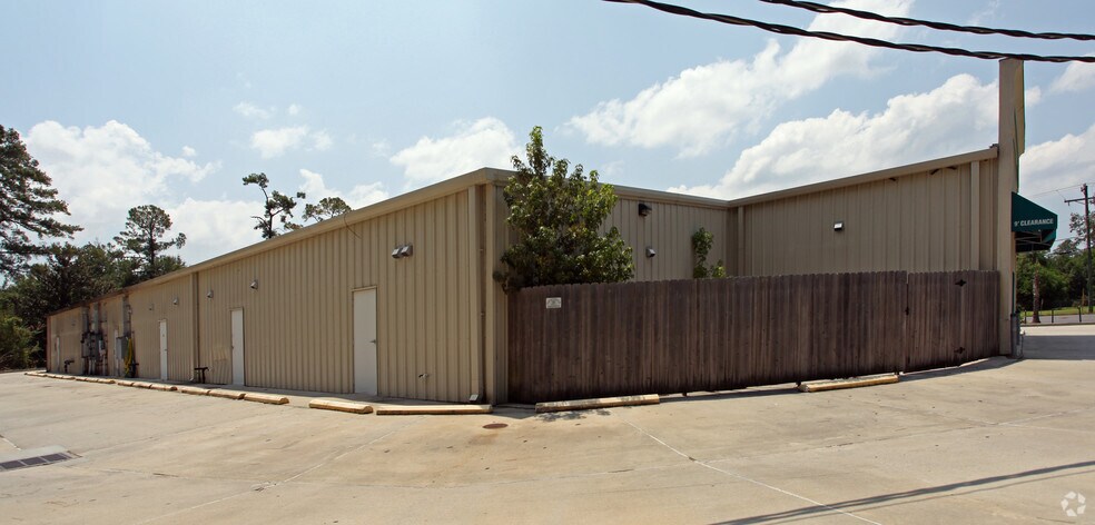 2060 W Gause Blvd, Slidell, LA à louer - Photo de l’immeuble – Image 2 sur 13