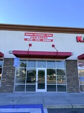 1255-1313 N Hacienda Blvd, La Puente, CA à louer Photo intérieure– Image 1 sur 8