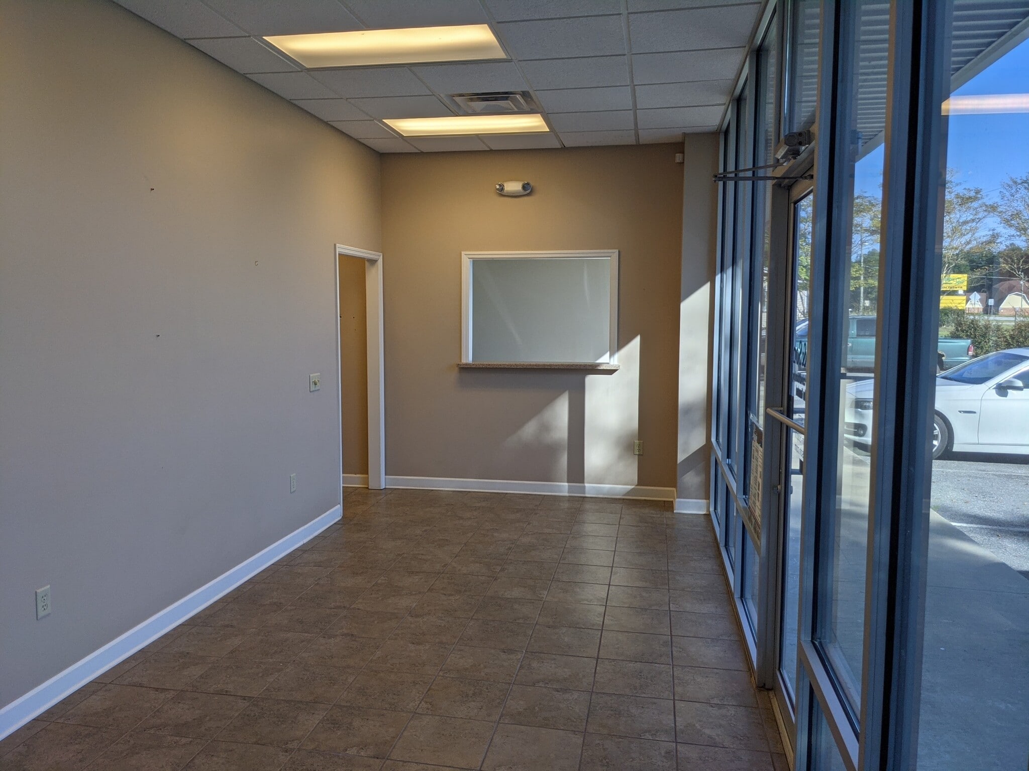 3971 Inner Perimeter Rd, Valdosta, GA à vendre Photo intérieure– Image 1 sur 9