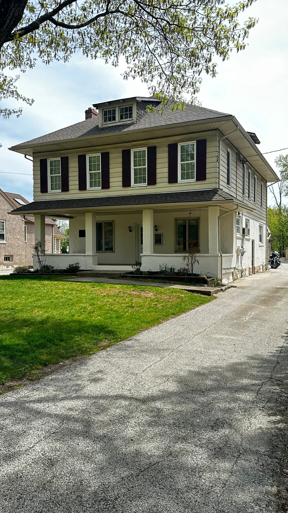 78 S Trooper Rd, Norristown, PA à louer Photo de l’immeuble– Image 1 sur 5