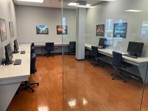 6615 S Eastern Ave, Las Vegas, NV à louer Photo intérieure– Image 2 sur 13