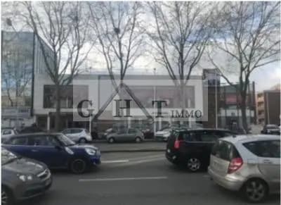 Plus de détails pour Local commercial à louer