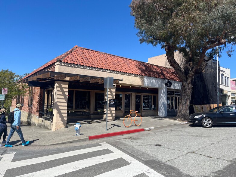 1501 Solano Ave, Albany, CA à vendre - Photo de l’immeuble – Image 3 sur 42
