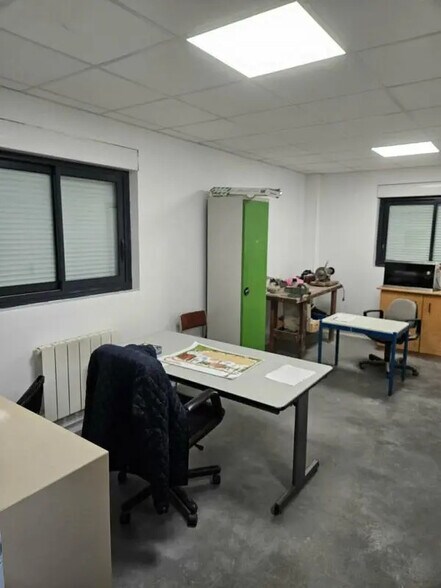 Local d’activités dans Rouen à louer - Photo de l’immeuble – Image 3 sur 9