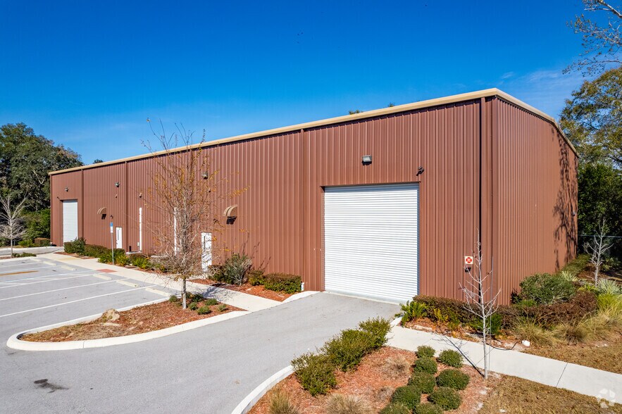 12109 Canton Ave, Hudson, FL à vendre - Photo de l’immeuble – Image 3 sur 11