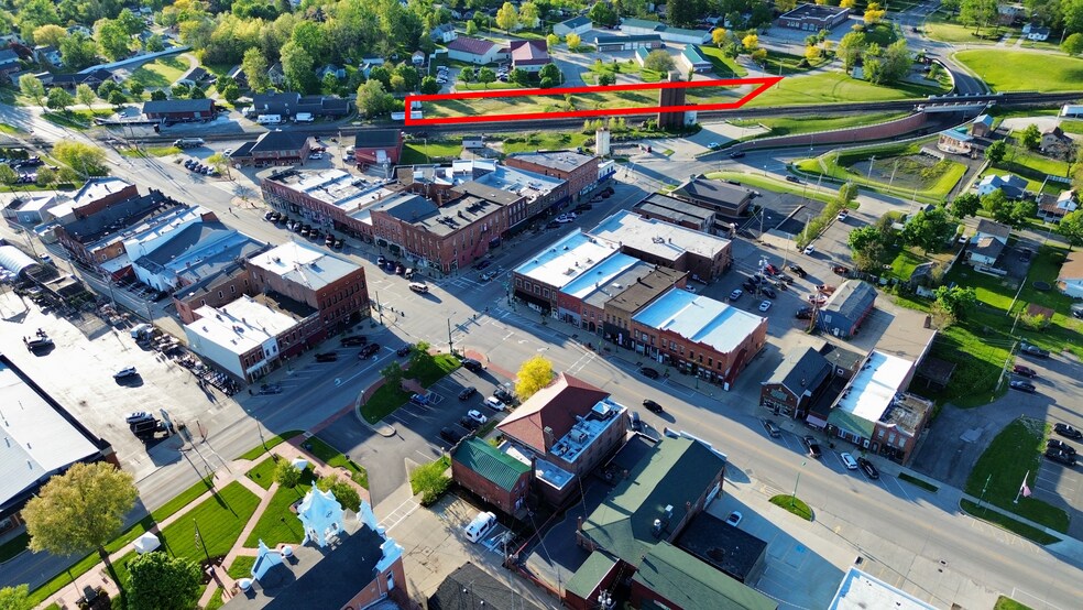 217 Kelly St, Wellington, OH à louer - Photo de l’immeuble – Image 3 sur 3