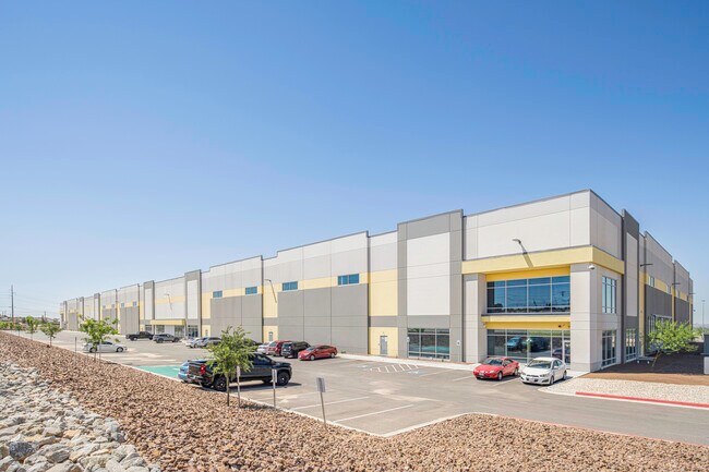 Plus de détails pour Gateway Blvd W, El Paso, TX - Industriel/Logistique à louer