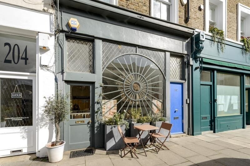 202 Kensington Park Rd, Londres à louer - Photo de l’immeuble – Image 1 sur 4