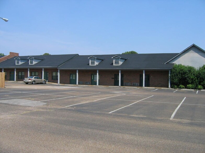 6255-6273 E Stage Plz, Bartlett, TN à louer - Photo de l’immeuble – Image 3 sur 9
