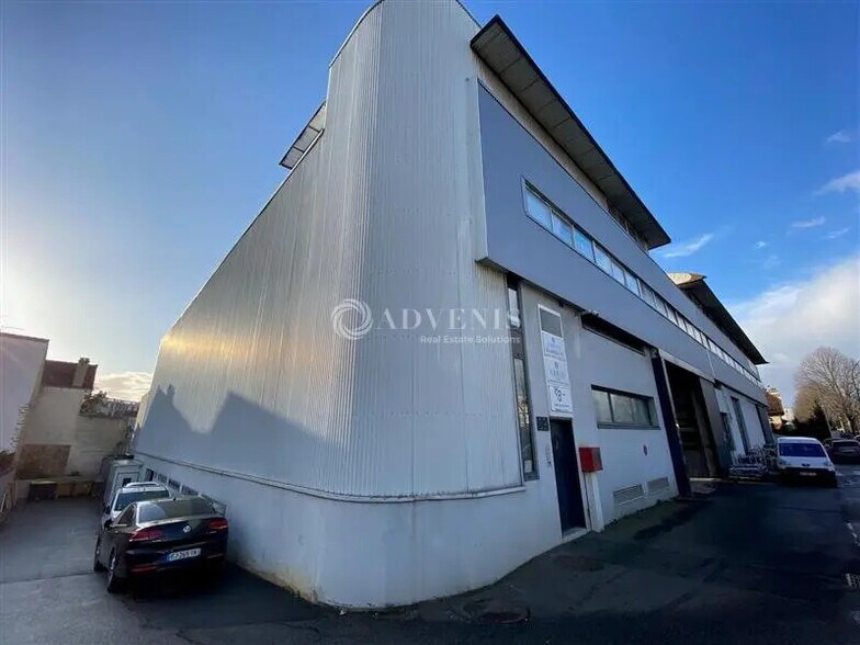 Bureau dans Vitry-sur-Seine à louer - Photo de l’immeuble – Image 1 sur 8