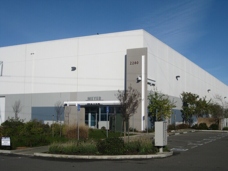 2280 Cordelia Rd, Fairfield, CA à louer - Photo de l’immeuble – Image 2 sur 6