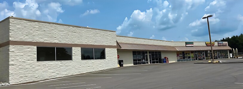 835 E North St, Kendallville, IN à louer - Photo de l’immeuble – Image 2 sur 10