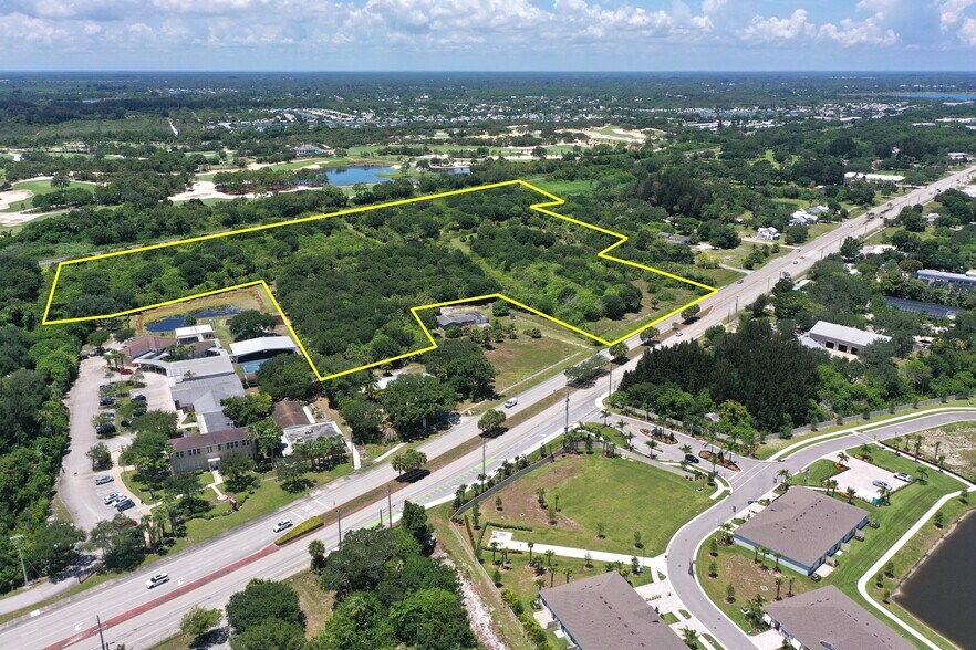 8965-9025 N US Highway 1, Sebastian, FL à vendre - Photo de l’immeuble – Image 2 sur 6