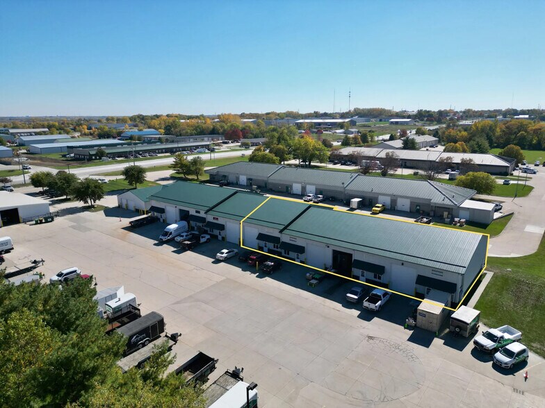 6990 NE 14th St, Ankeny, IA à louer - Photo de l’immeuble – Image 1 sur 5