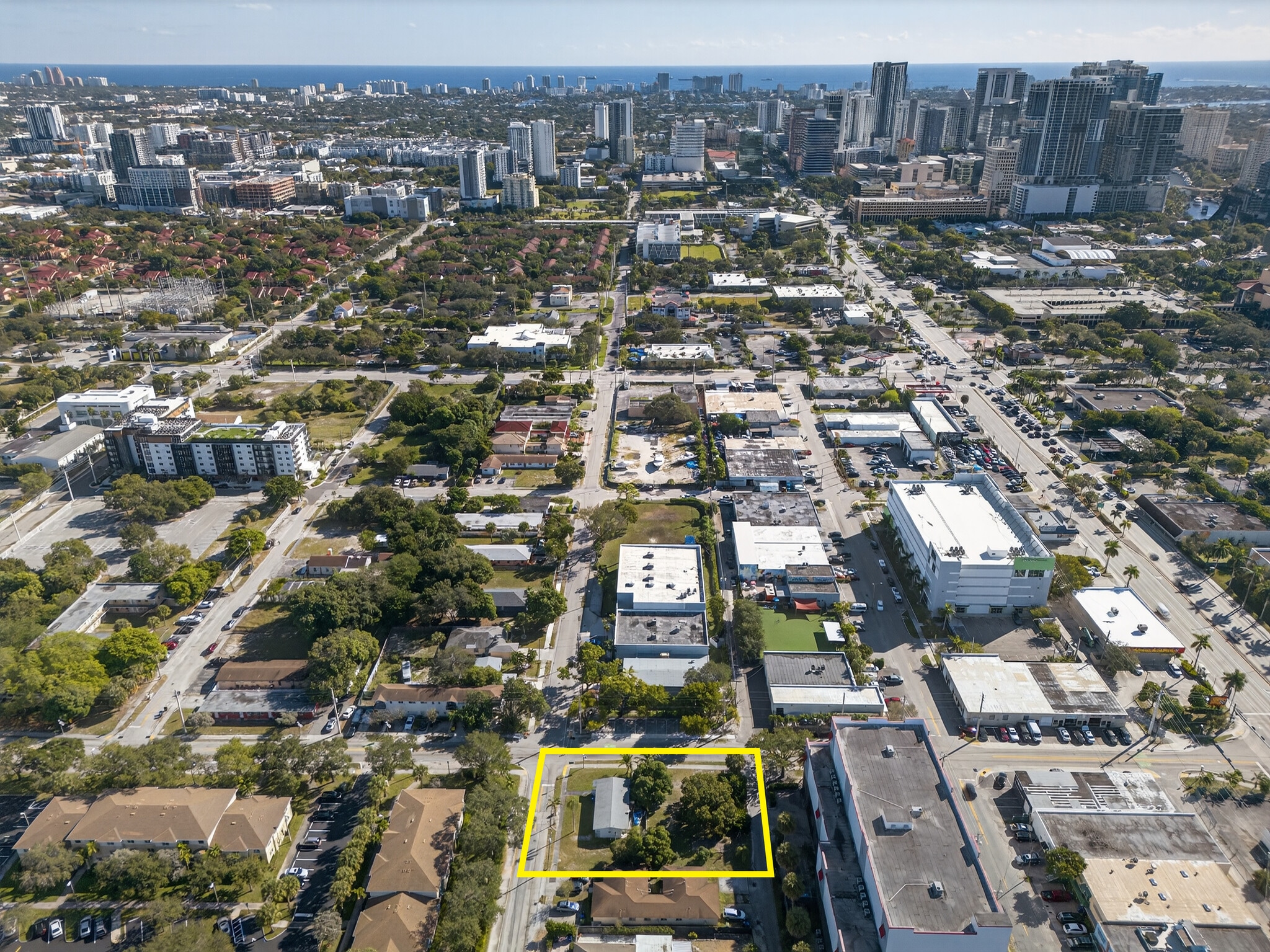 900 NW 2nd St, Fort Lauderdale, FL à vendre Aérien– Image 1 sur 16