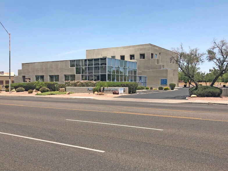 1112 E McDowell Rd, Phoenix, AZ à louer - Photo de l’immeuble – Image 2 sur 8