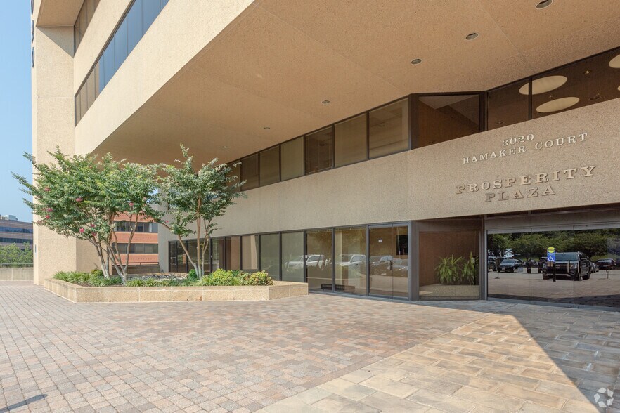 3020 Hamaker Ct, Fairfax, VA à louer - Photo de l’immeuble – Image 2 sur 12