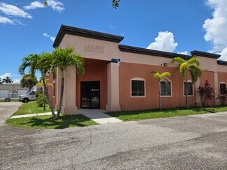Plus de détails pour 6391 Corporate Park Cir, Fort Myers, FL - Local d'activités à louer