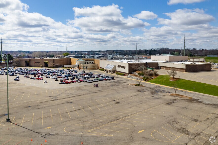 6650 S Westnedge Ave, Portage, MI à louer - Photo de l’immeuble – Image 2 sur 8