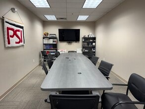 126 P Rickman Industrial Dr, Canton, GA à louer Photo intérieure– Image 1 sur 12