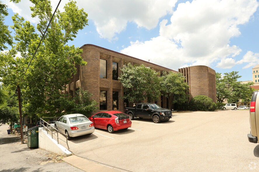 505 W 12th St, Austin, TX à louer - Photo de l’immeuble – Image 3 sur 6