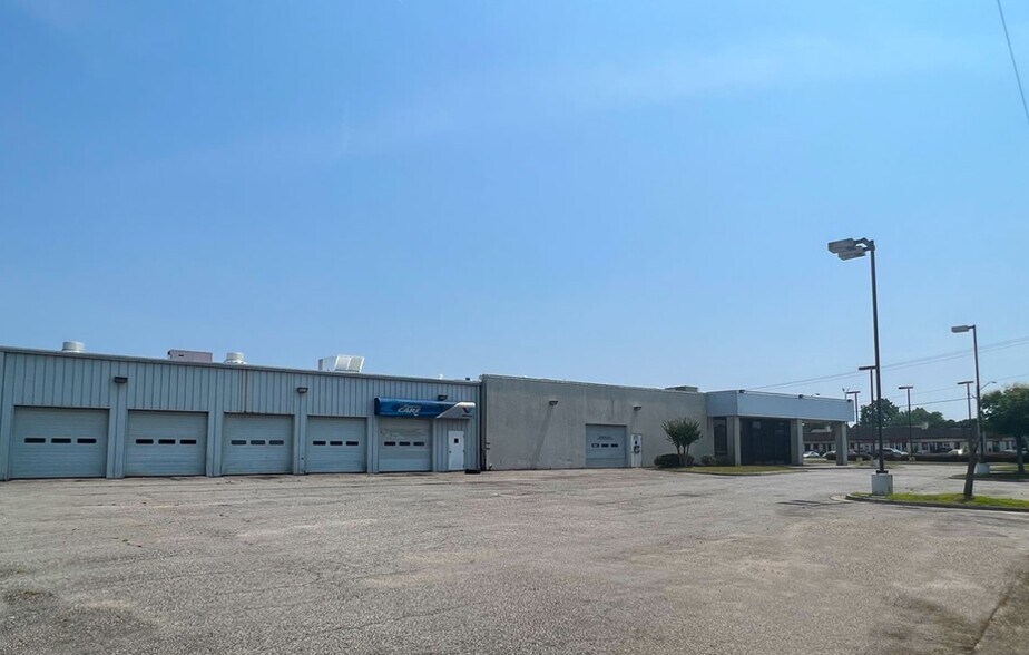 3500 Holland Rd, Virginia Beach, VA à vendre - Photo de l’immeuble – Image 2 sur 7