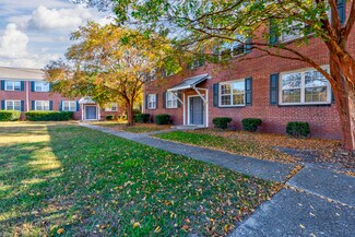 Plus de détails pour 3817 George Washington Hwy, Portsmouth, VA - Logement à vendre