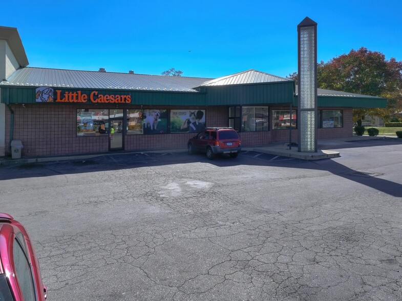 1503 E Main St, Richmond, IN à louer - Photo de l’immeuble – Image 3 sur 8