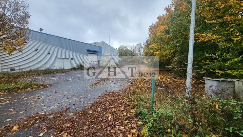 Industriel/Logistique dans Montereau-Fault-Yonne à vendre - Photo de l’immeuble – Image 3 sur 18