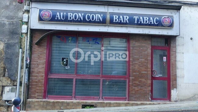 Plus de détails pour Local commercial à louer