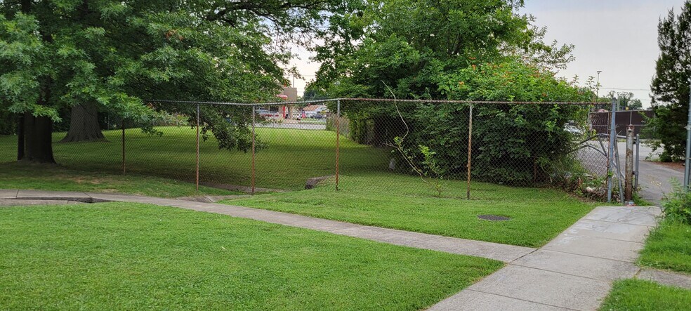 5350 Dixie Hwy, Louisville, KY à vendre - Photo de l’immeuble – Image 2 sur 5