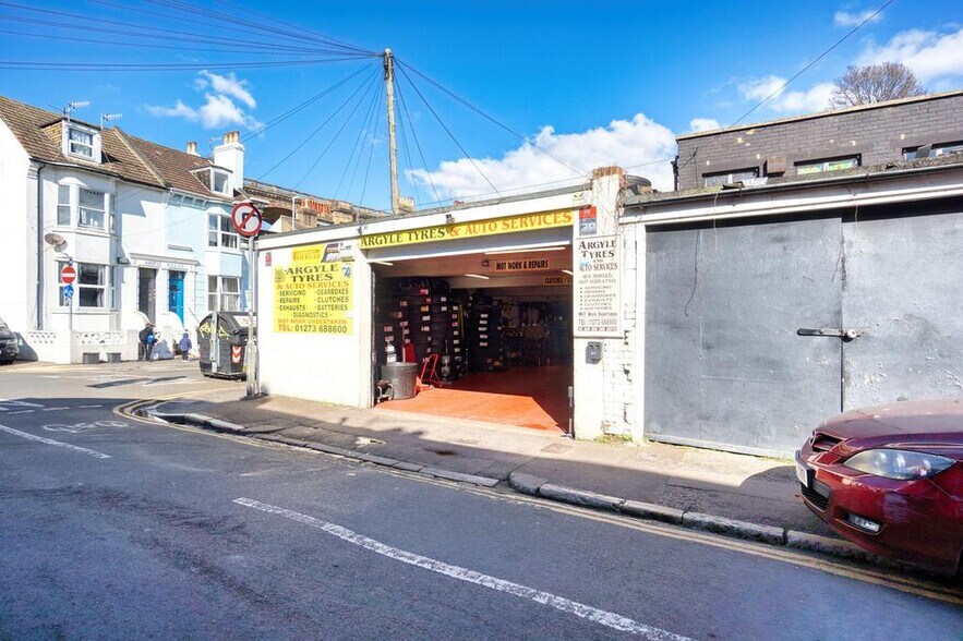 21A Campbell Rd, Brighton à louer - Photo de l’immeuble – Image 2 sur 7