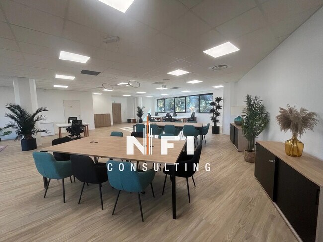 Plus de détails pour Bureau à louer