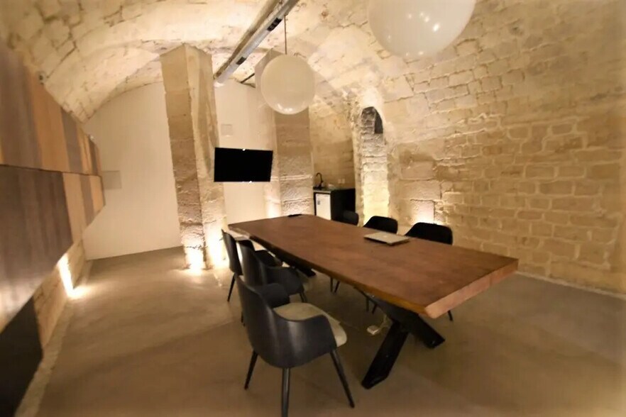 Bureau dans Paris à louer - Photo de l’immeuble – Image 3 sur 7