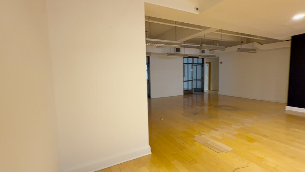 40 W 34th St, New York, NY à louer - Vidéo sur l’annonce professionnelle – Image 2 sur 6