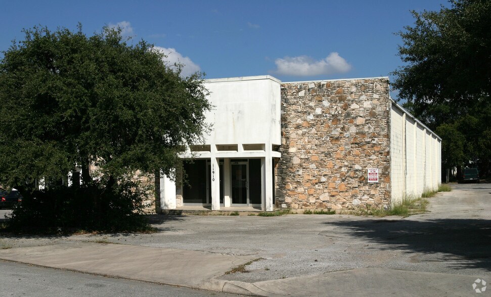 11910 Radium St, San Antonio, TX à louer - Photo de l’immeuble – Image 3 sur 5