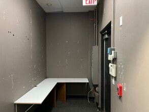 322-340 W Main St, Carpentersville, IL à louer Photo intérieure– Image 1 sur 16