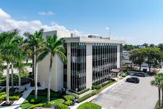 Plus de détails pour 3001 Tamiami Trl N, Naples, FL - Bureau à louer
