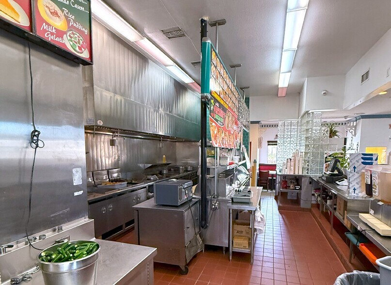 23260 Sunnymead Blvd, Moreno Valley, CA à louer - Photo intérieure – Image 3 sur 4