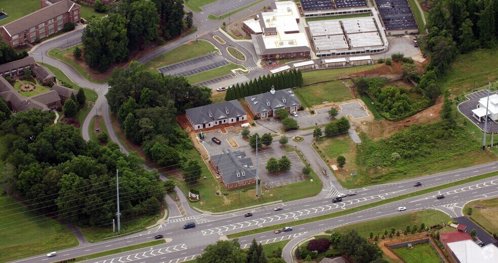 979 Peachtree Pky, Cumming, GA à louer - Aérien – Image 3 sur 4