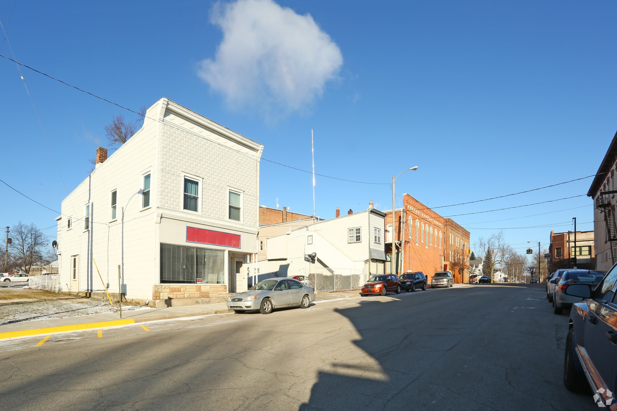 106 & 112 S Church St, Hudson, MI 49247 portefeuille de 2 biens à vendre sur LoopNet.fr Photo principale– Image 1 sur 7