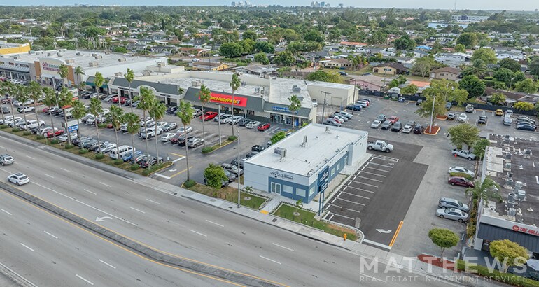 8868 SW 40th St, Miami, FL à vendre - Photo de l’immeuble – Image 2 sur 3